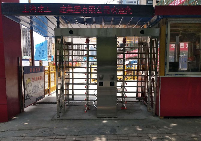 全高擺閘案例4